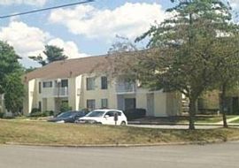 2 Bd/1 Bath Harrisburg 1 Bed with Walk In in Chambers Hill, PA