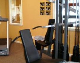 0 Bd/1 Bath Studio with Walk in Closet! in Denver, CO (Photo 4 of 5)