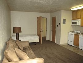 2 Bd/1 Bath Move in Specials: $350 Off T in Albuquerque, NM (Photo 3 of 4)