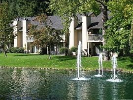 2bd Welcome Home to Cove East! .. in Auburn, WA