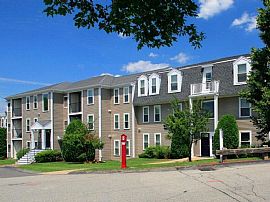 1 Bd/1 Bath Tennis Courts, Fitness Cente in Burlington, MA (Photo 4 of 5)