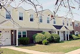 2 Bd/1 Bath Burlington Apts with Central A in Burlington, NJ