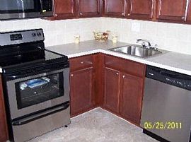 2 Bd/1 Bath Burlington Apts with Central A in Burlington, NJ (Photo 2 of 5)