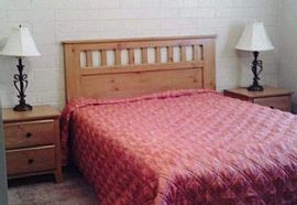 2 Bd/1 Bath Revival on Indian School Apa in Phoenix, AZ (Photo 4 of 5)