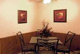 2 Bd/1 Bath Great Location with Access T in Golden Valley, MN (Photo 3 of 5)