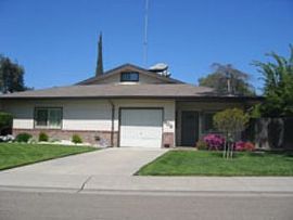 909 E. Yorkshire Drive 1/2 Off The 1st M in Stockton, CA