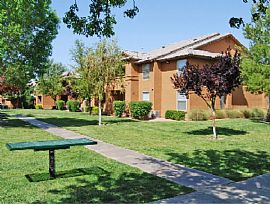 1 Bd/1 Bath Alexander Gardens Apartments in Las Vegas, NV (Photo 3 of 5)