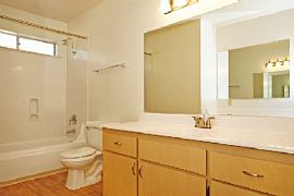 2 Bd/1 Bath The Parc at Pruneyard Are Un in Campbell, CA (Photo 3 of 5)