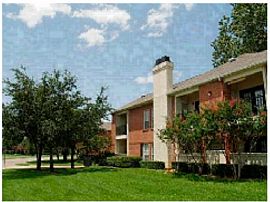 1 Bd/1 Bath Summers Landing Offers One A in Fort Worth, TX (Photo 4 of 5)