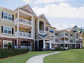 2 Bd/2 Bath Minutes to Charming Downtown in Knoxville, TN