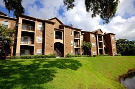 2 Bd/1 Bath Resort Style Apts in a Prest in Savannah, GA (Photo 2 of 5)