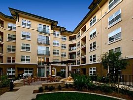 2 Bd/1 Bath Washer/ Dryers, Walk-In Clos in San Bruno, CA (Photo 5 of 5)