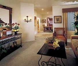 Mins to The Citadelle, Shopping and Sports in Glendale, AZ (Photo 2 of 5)