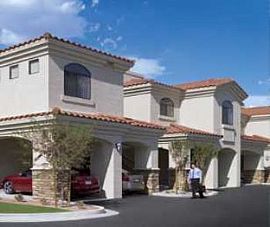 Mins to The Citadelle, Shopping and Sports in Glendale, AZ (Photo 5 of 5)