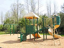 Private Balconies and Patios! in Blackwood, NJ (Photo 2 of 5)