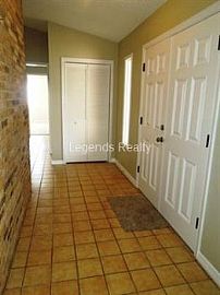 Deleon Springs- 3 Bedroom, 2 Bathroom -$ in De Leon Springs, FL (Photo 2 of 5)