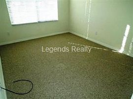 Daytona Beach- 3 Bedroom, 2 Bathroom -$1 in Daytona Beach, FL (Photo 2 of 5)