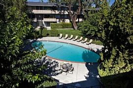 2 Bd/2 Bath Palo Alto Studio with Large Pr in Palo Alto, CA (Photo 3 of 4)