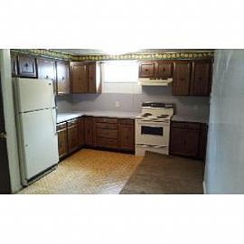 Home/triplex in Rigby in Annis, ID (Photo 4 of 5)