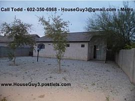 3 Bed, 1139 Sqft, $725 in Phoenix, AZ (Photo 4 of 5)