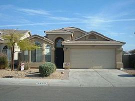 4 Bed, 1834 Sqft, $1,025 in Phoenix, AZ