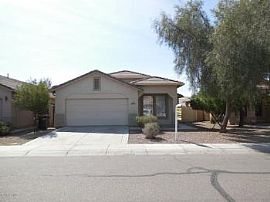 4 Bed, 1725 Sqft, $950 in Tolleson, AZ (Photo 5 of 5)