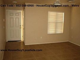 3 Bed, 1303 Sqft, $925 in Peoria, AZ (Photo 3 of 5)