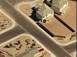 4 Bed, 1978 Sqft, $950 in El Mirage, AZ (Photo 2 of 5)