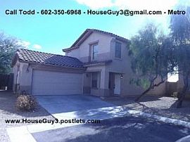 3 Bed, 2253 Sqft, $1,050 in Phoenix, AZ (Photo 2 of 5)
