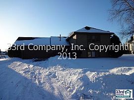 Single Family Rental Home in Brooklyn Pa in Brooklyn Center, MN