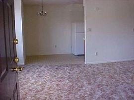 Apartment Rental Home in Norfolk in Norfolk, VA (Photo 2 of 5)