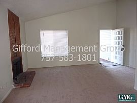 Single Family Rental Home in Virginia Be in Virginia Beach, VA (Photo 2 of 5)