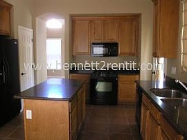 Single Family Rental Home in Mesa in Mesa, AZ (Photo 4 of 5)