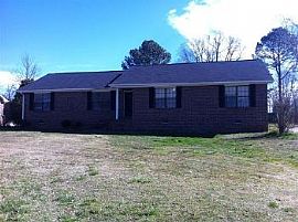 Now Only $625..2 Bedroom Ranch Off of D in Lawrenceville, GA
