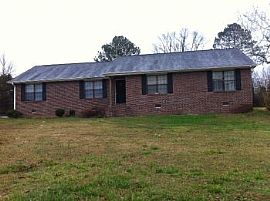 Now Only $625..2 Bedroom Ranch Off of D in Lawrenceville, GA (Photo 3 of 5)