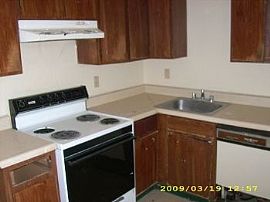 Move in Special! Quiet Little 2 Bed! Goo in Sun, AZ