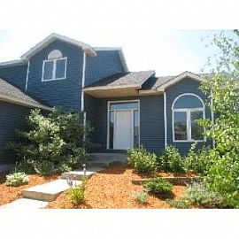 Beautiful 5 Bedroom Home in New Market in New Market, MN
