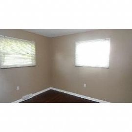 2542 Ontario Street in Cincinnati, OH (Photo 3 of 5)