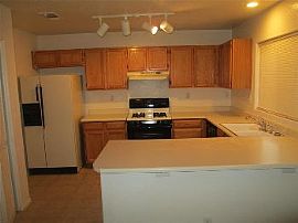 Great Home with Spacious Floor Plan. in Las Vegas, NV (Photo 4 of 5)