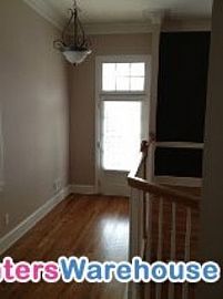 Beautiful 4-Level End Unit Townhome, Vin in Smyrna, GA (Photo 3 of 5)