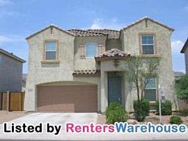 Nice 4 Bed/3 Bath Home in Phoenix, AZ