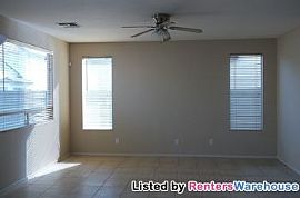 Nice 4 Bed/3 Bath Home in Phoenix, AZ (Photo 3 of 5)