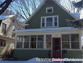 Beautiful Home with Original Woodwork Ha in Saint Paul, MN
