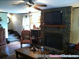 Charming Cottage in Private, Wooded Neig in Canton, GA (Photo 4 of 5)