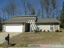 Cozy Ranch Style Home in Quiet Subdivisi in Decatur, GA
