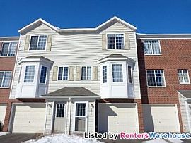 Like New/2bd/2ba/1.5-Car Townhome in R in Andover, MN