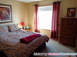 Like New/2bd/2ba/1.5-Car Townhome in R in Andover, MN (Photo 5 of 5)