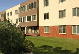 2 Bd/1 Bath Fitness Center, Spa, Wet Bar in Eden Prairie, MN