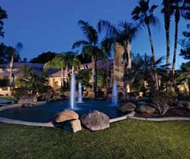 Washer/dryer and Covered Parking! Access T in Chandler, AZ (Photo 4 of 5)