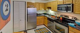 2 Bd/2 Bath Gaithersburg 1 Bed with Washer in Gaithersburg, MD (Photo 3 of 5)